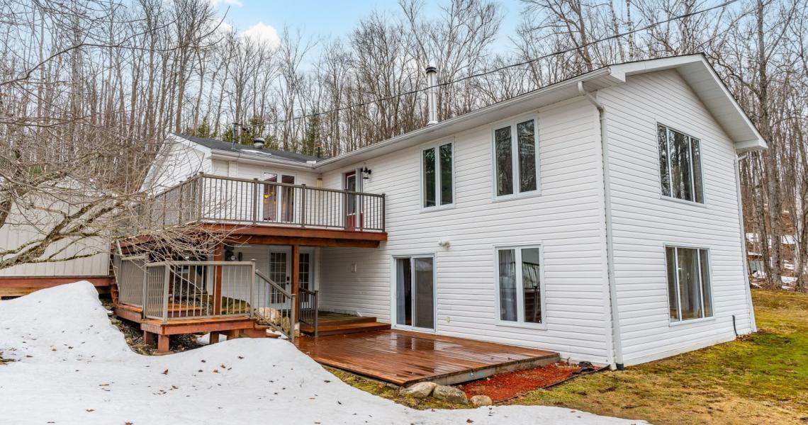 1291 Burkes Road, Haliburton