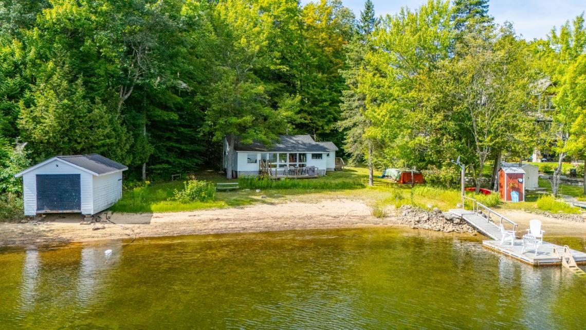 1083 Elsie Bay Drive, Horseshoe Lake, Minden 