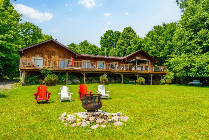 1007 Caterpillar Court, Kashagawigamog Lake, Haliburton thumbnail