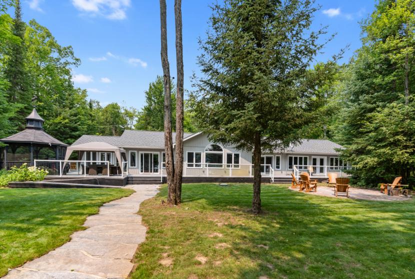 1010 LeBlanc Trail, Spruce Lake, Haliburton thumbnail