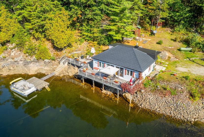 1200 Klondike Road, Redstone Lake, Haliburton thumbnail