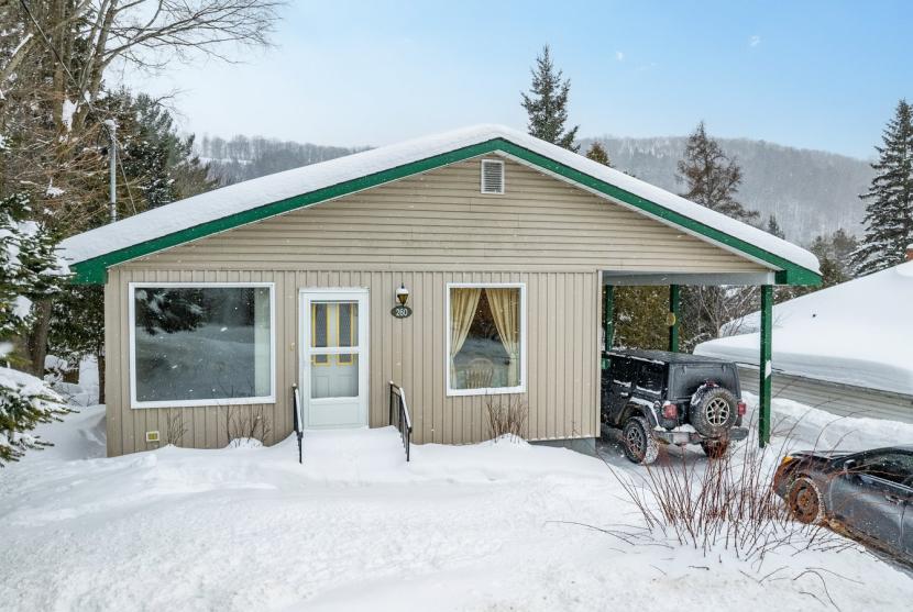 260 Highland Street, Haliburton thumbnail